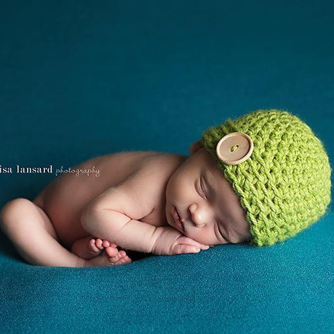 'James' Button Baby Hat // Lime