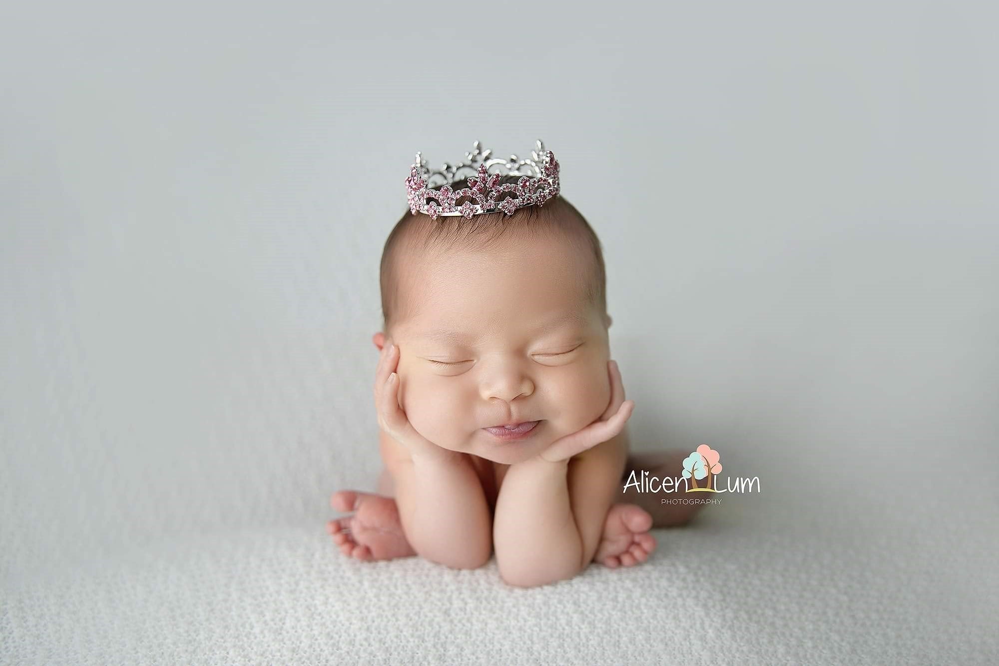 Rhinestone Mini Crown // Princess Mya - Pink-mini-UniqueKidz